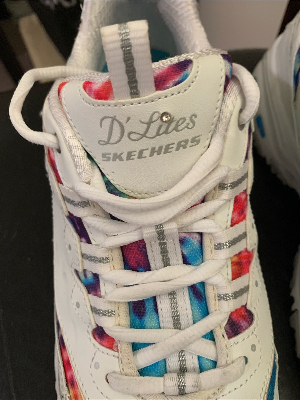 Skechers D’Lites Women’s Sneakers Size 9.5 White Multi Tie Dye
Description:
Ske - Picture 2 of 7